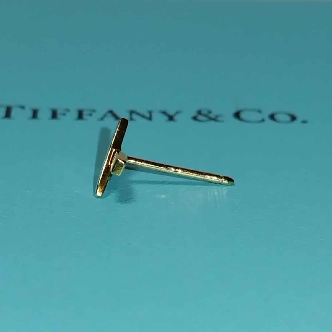 片耳のみ キャッチ無し TIFFANY ティファニー 750 キス ピアス - ピアス