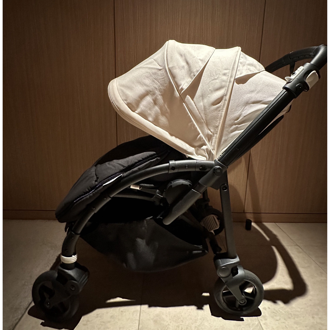 Bugaboo(バガブー)のbugaboo bee 6(バガブービー6)ベビーカー キッズ/ベビー/マタニティの外出/移動用品(ベビーカー/バギー)の商品写真