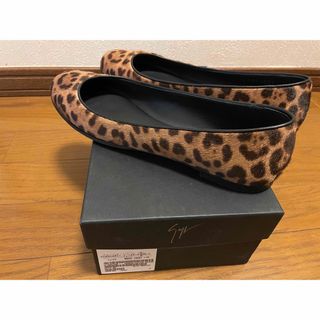 アパルトモンドゥーズィエムクラス(L'Appartement DEUXIEME CLASSE)のL'Appartement  GIUSEPPE ZANOTTI Leopard (バレエシューズ)