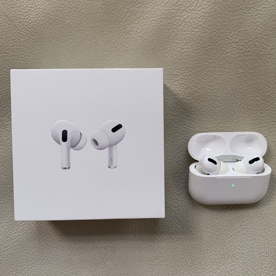 Apple - Apple AirPods Pro 第1世代 A2084 MWP22J/Aの通販 by MAT&KO's ...