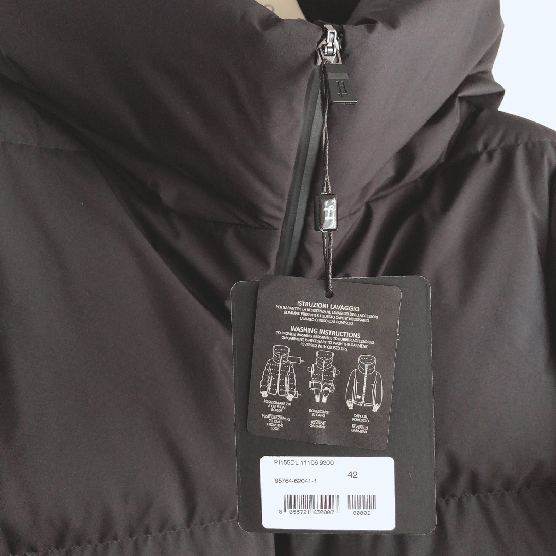 HERNO - HERNO ヘルノ PI155DLラミナー GORE-TEX ダウン HERNO - HERNO ヘルノ PI155DLラミナー GORE-TEX ダウン