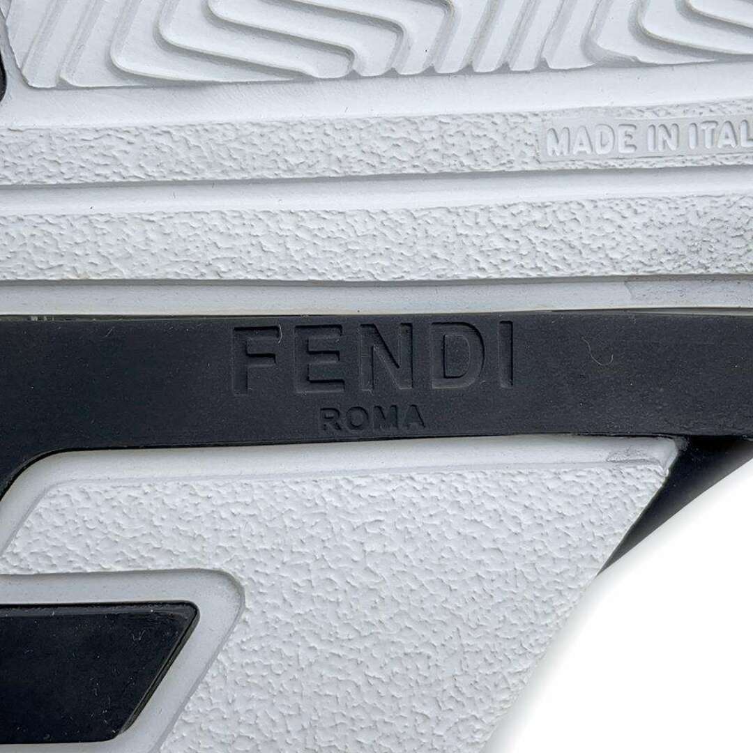 フェンディ スニーカー フロー レザー ローカット メンズサイズ7 7E1392 FENDI 靴 シューズ 黒 白