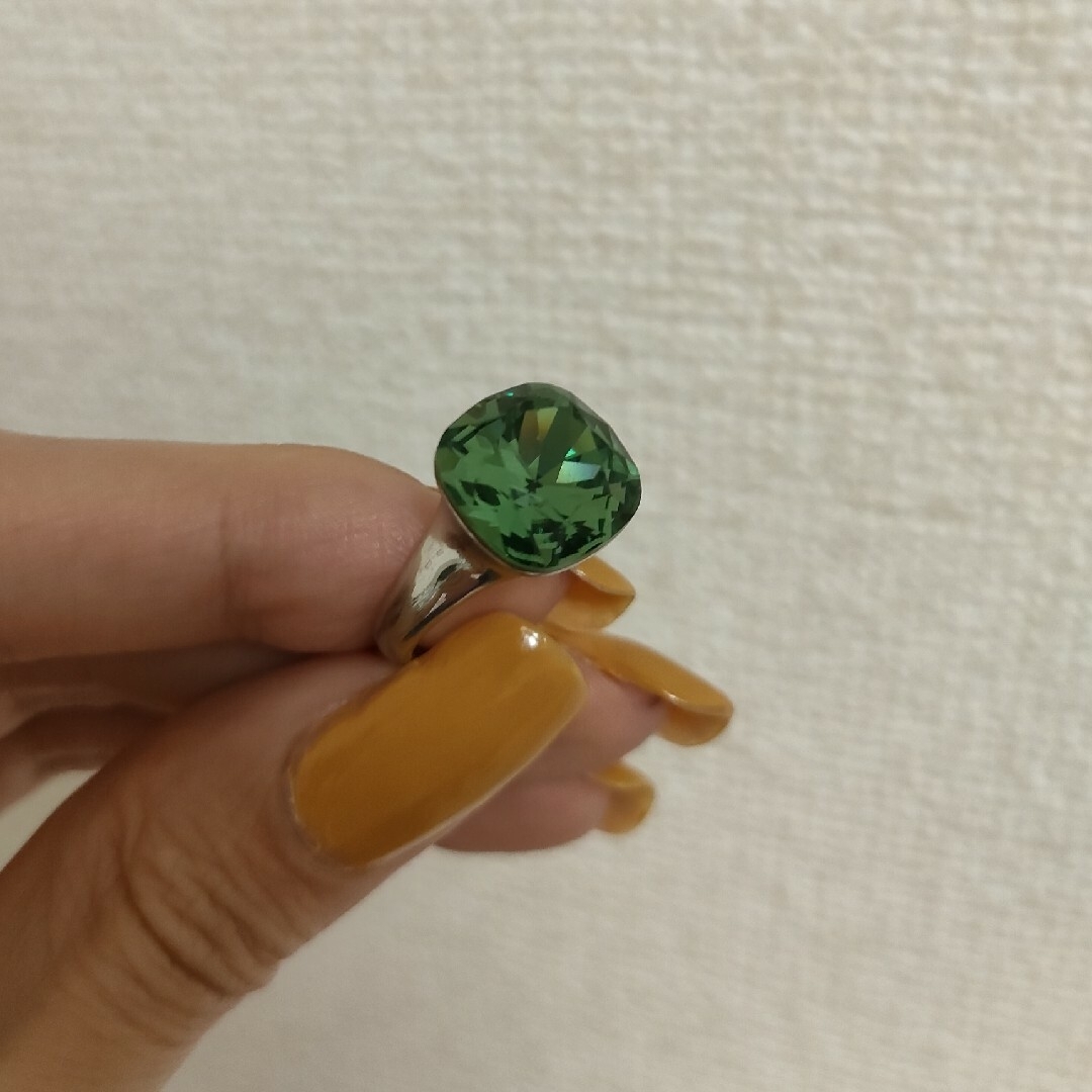 18K RGP プラチナ ダイヤ CZ 大粒 グリーン リング yu1092e レディースのアクセサリー(リング(指輪))の商品写真