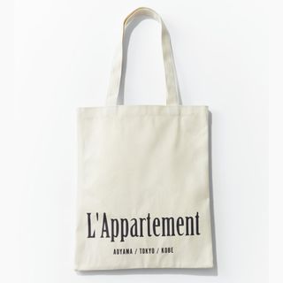 アパルトモンドゥーズィエムクラス(L'Appartement DEUXIEME CLASSE)のeclatエクラ10月号付録 【新品未使用】(トートバッグ)