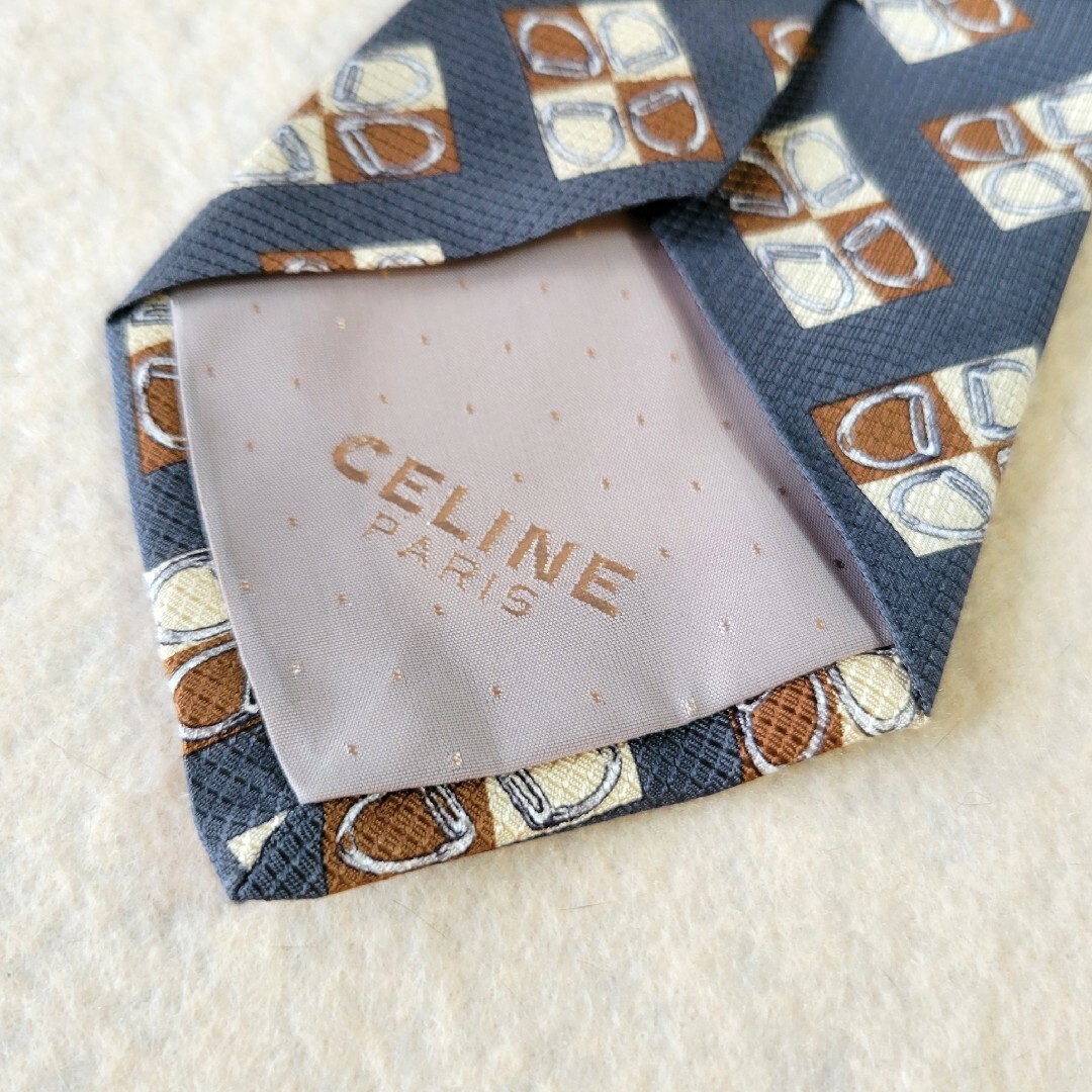 celine(セリーヌ)の美品【CELINE セリーヌ】ネクタイ 総柄 グレー系 スペイン製 メンズのファッション小物(ネクタイ)の商品写真