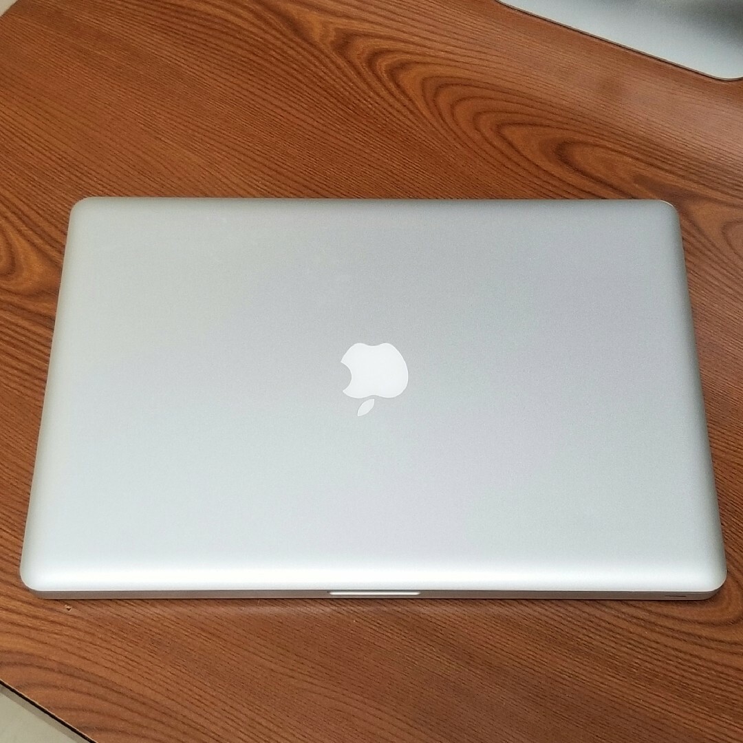 美品 Macbook Pro 15インチ 16G/SSD240GB office