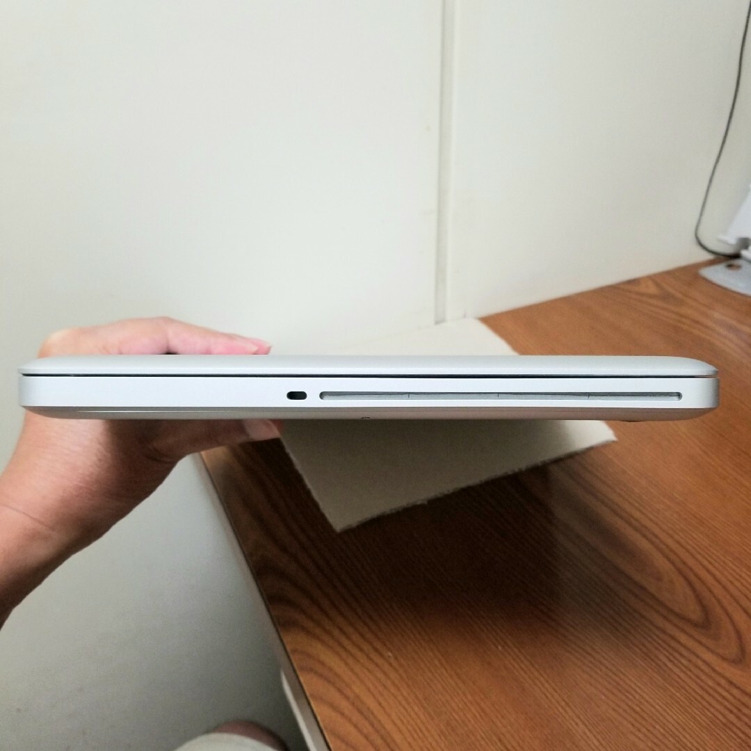 美品 Macbook Pro 15インチ 16G/SSD240GB office