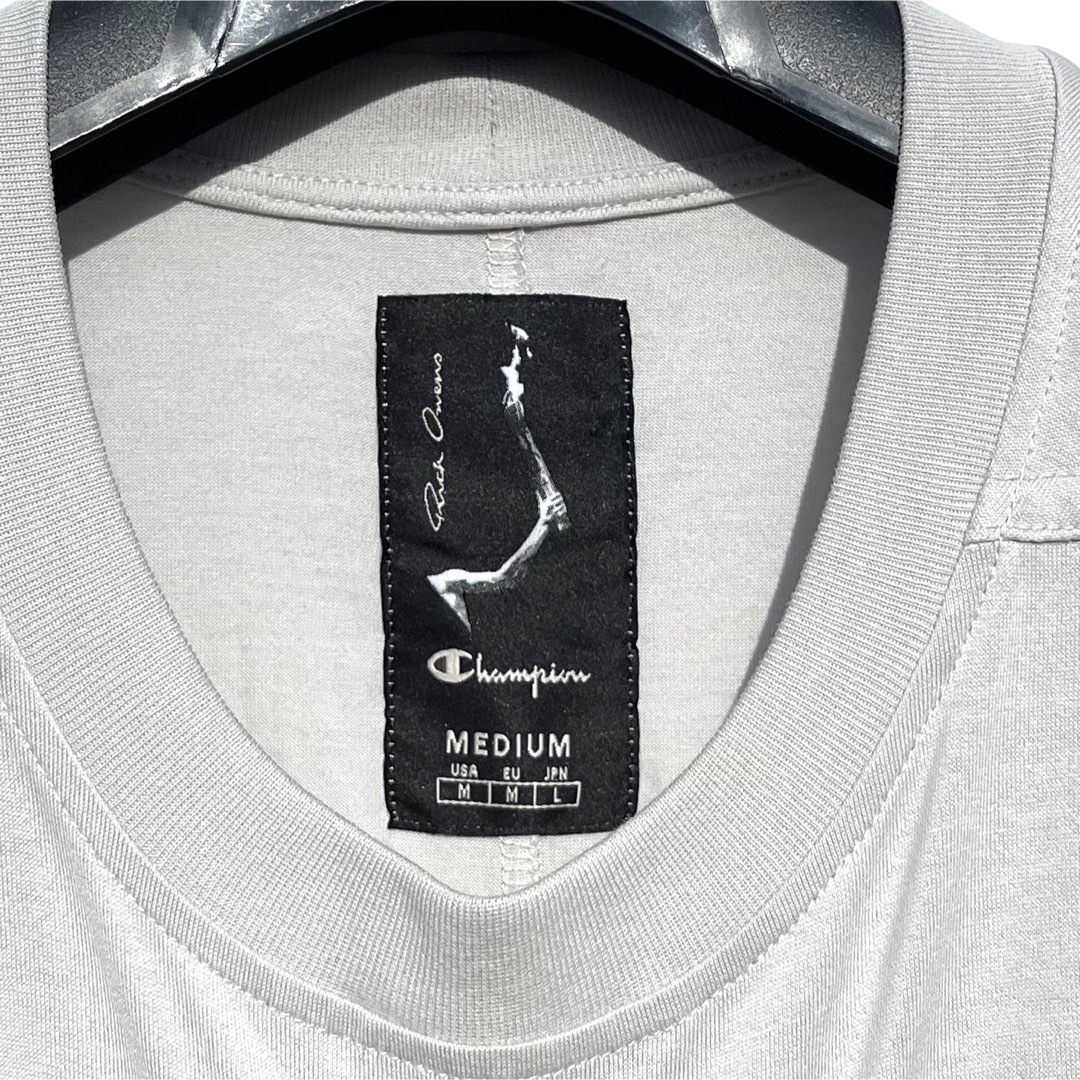 Rick Owens(リックオウエンス)の新品 RICK OWENS CHAMPION JUMBO TEE OYSTER メンズのトップス(Tシャツ/カットソー(半袖/袖なし))の商品写真