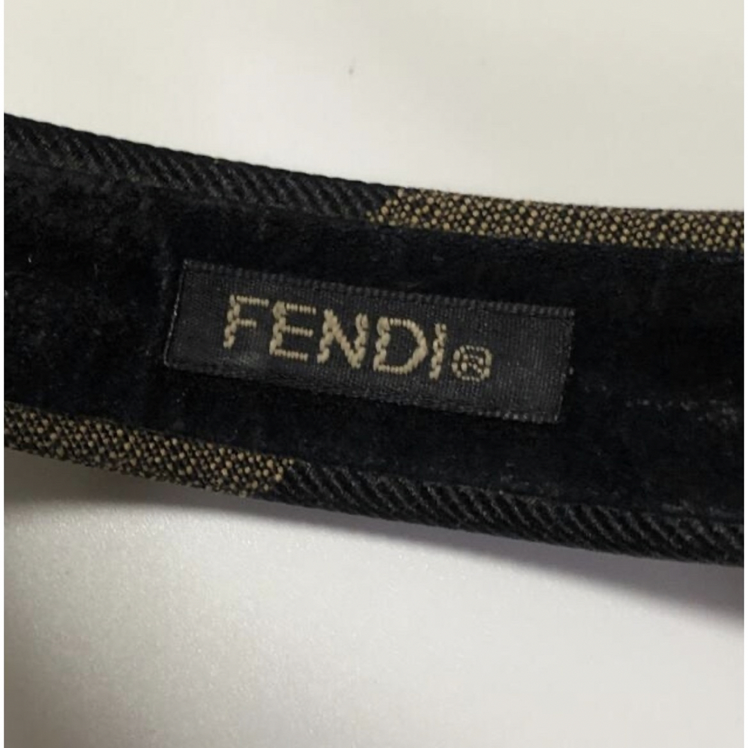 FENDI(フェンディ)のFENDI フェンディ ペカン カチューシャ　値下げ レディースのヘアアクセサリー(カチューシャ)の商品写真