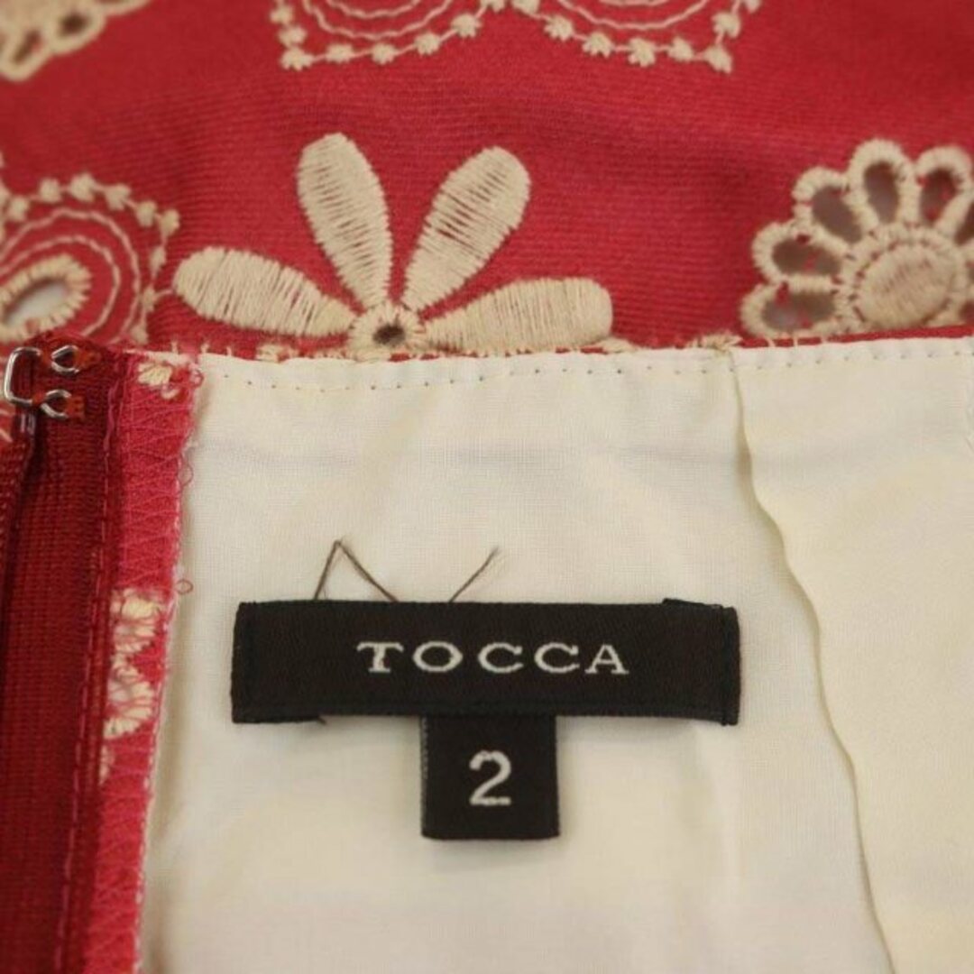 TOCCA(トッカ)のトッカ フラワー柄レースフレアスカート 膝丈 刺繍 2 ピンク ベージュ レディースのスカート(ひざ丈スカート)の商品写真