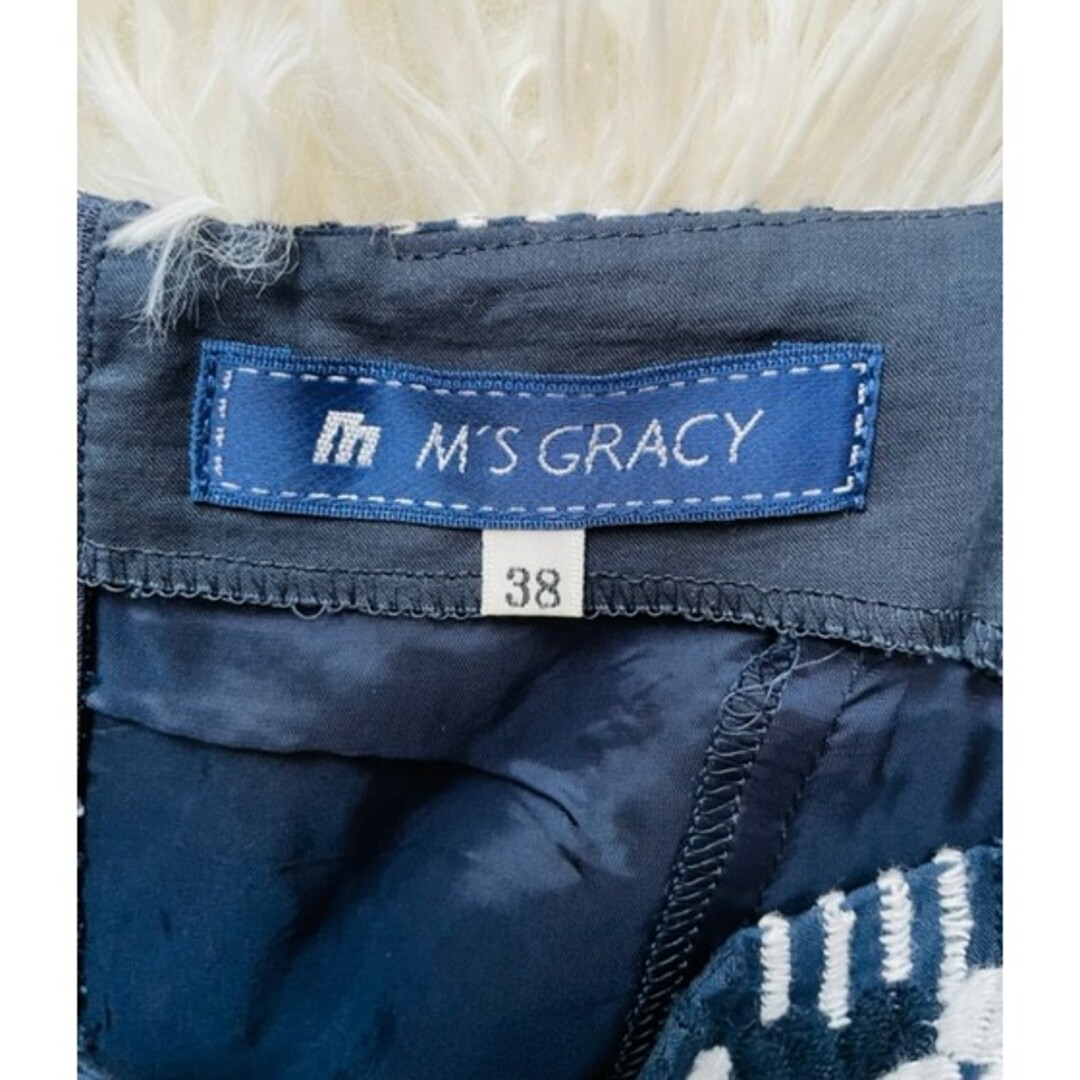 M'S GRACY(エムズグレイシー)の【M'SGRACY】ノースリーブ カットワークフラワーワンピース 38 ネイビー レディースのワンピース(ひざ丈ワンピース)の商品写真