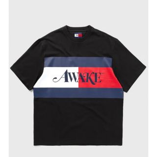 アウェイク(AWAKE)のTOMMY x AWAKE NY FLAG TEE BLACK XL Tシャツ(Tシャツ/カットソー(半袖/袖なし))