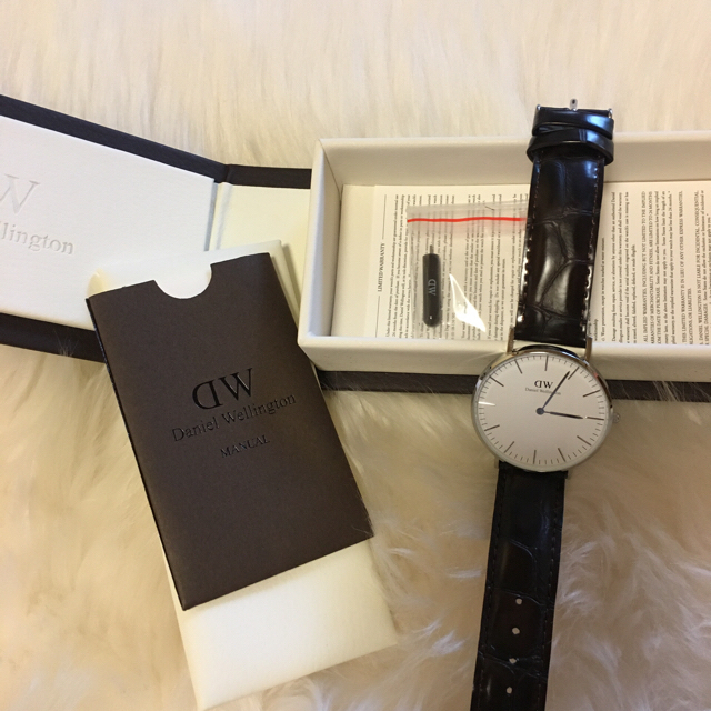 Daniel Wellington(ダニエルウェリントン)の専用ページ danielwellington 腕時計 レディースのファッション小物(腕時計)の商品写真