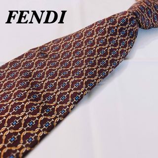 フェンディ(FENDI)のFENDI ネクタイ　レッド　イタリア製　シルク100%(ネクタイ)