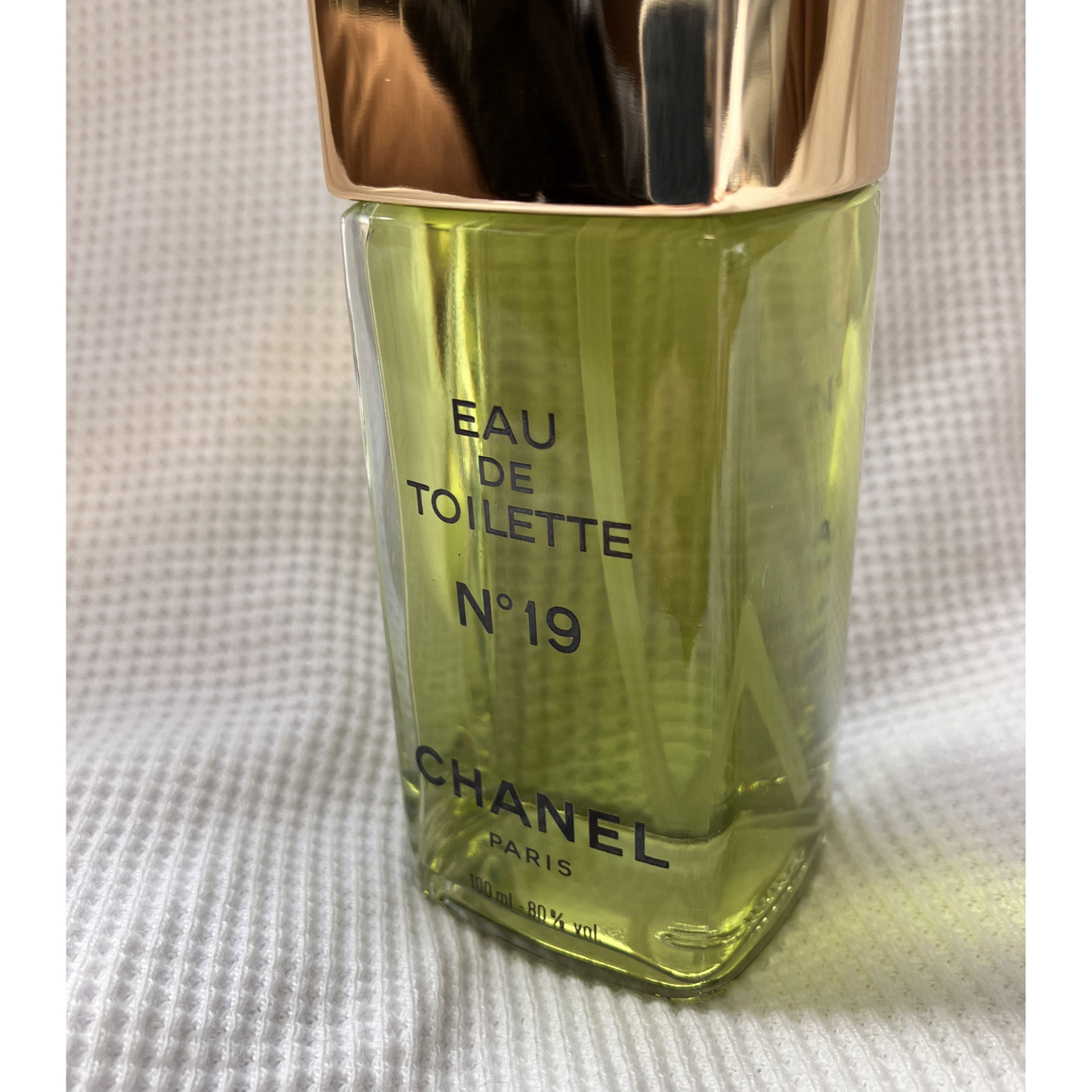 CHANEL シャネル N゜19  No19 オードゥ トワレット　100ml