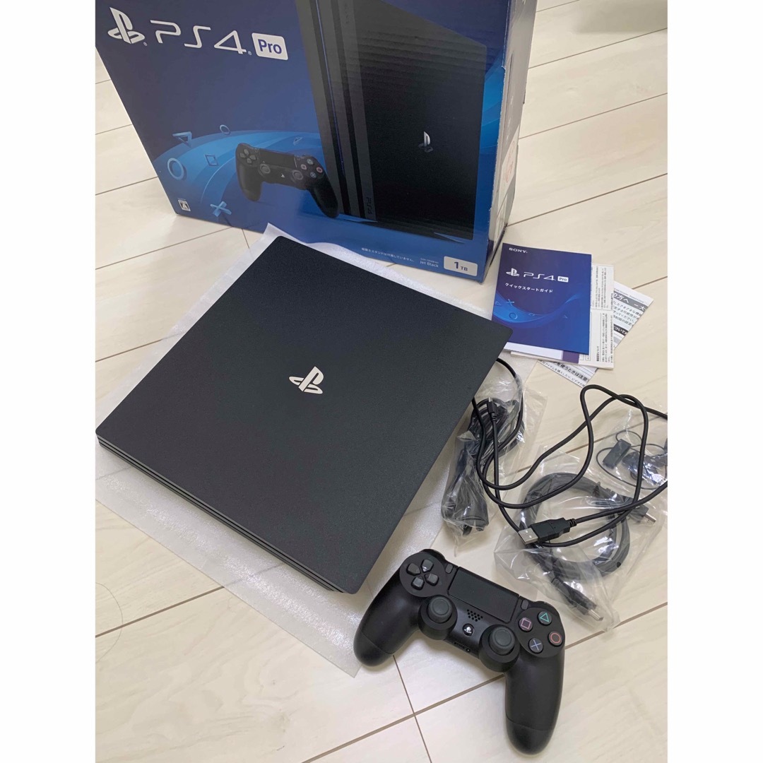 美品 PS4 PRO 本体CUH-7200B 1T ジェットブラック プレステ4