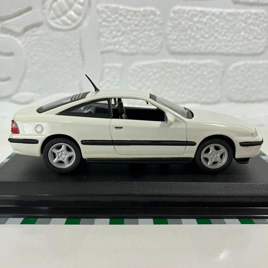 ㉝ OPEL CALIBRA デルプラド カーコレクション エンタメ/ホビーのおもちゃ/ぬいぐるみ(ミニカー)の商品写真