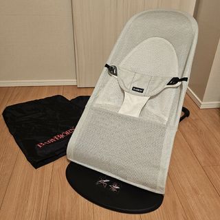 ベビービョルン(BABYBJORN)のベビービョルン メッシュ バウンサー Air 保存袋付き(ベビーベッド)