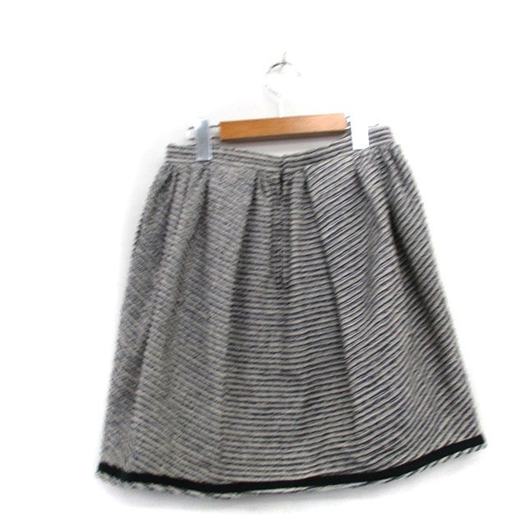 Shinzone(シンゾーン)のシンゾーン Shinzone マイダルタニアン ギャザー スカート ミニ レディースのスカート(ミニスカート)の商品写真