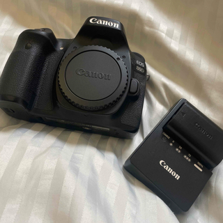 Canon - EOS80D