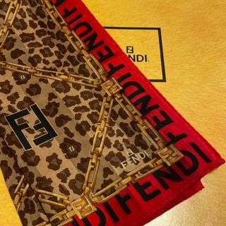 フェンディ レオパードの通販 200点以上 | FENDIを買うならラクマ