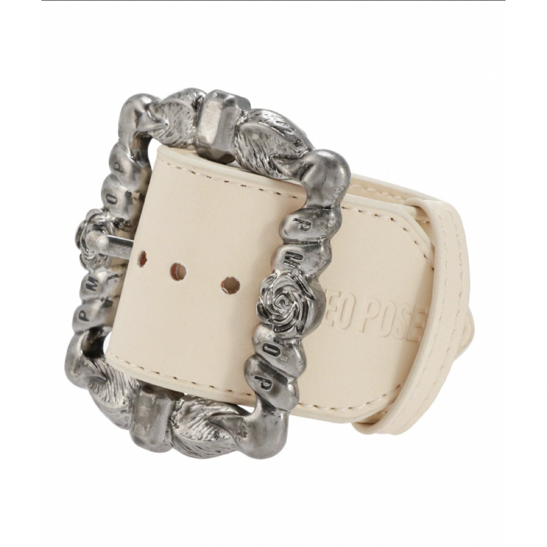 Swan Lake Bangle ホワイト