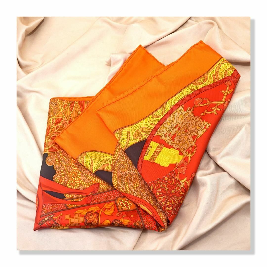 未使用品】HERMES エルメス カレ 90 スカーフ ステップ美術 オレンジ-