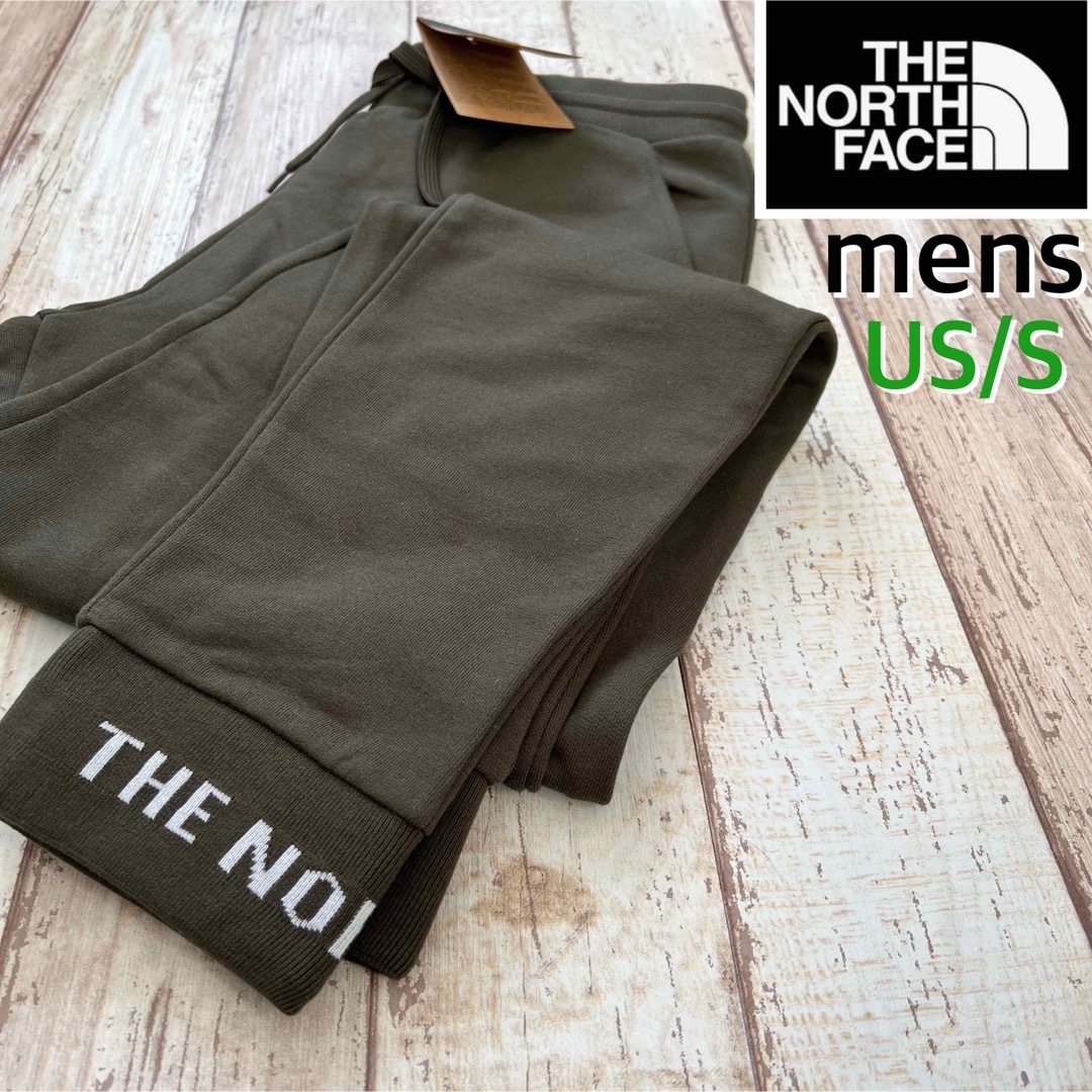 THE NORTH FACE(ザノースフェイス)の【海外限定】TNF ジョガーパンツ メンズ  カーキ　US/S 日本サイズM メンズのパンツ(その他)の商品写真