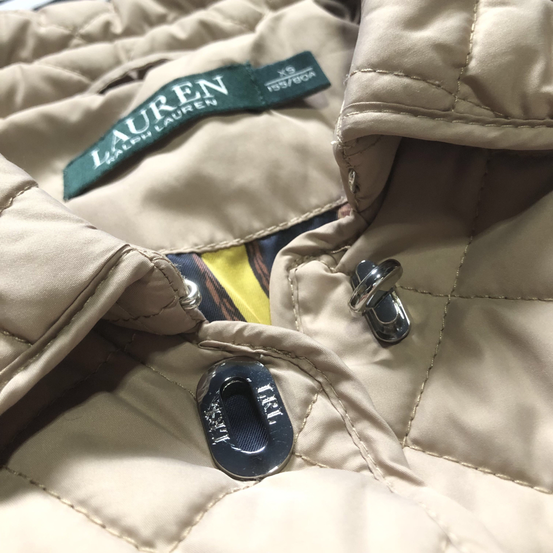 Ralph Lauren(ラルフローレン)のLauren ラルフローレン レディース ベージュキルティングコート スカーフ柄 レディースのジャケット/アウター(ダウンコート)の商品写真