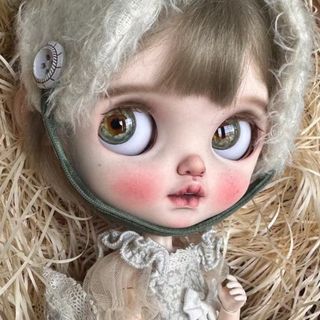 カスタムブライス 人気海外作家様 ドール 優しい 小さなお目目 幼い かわいい カスタムブライス 人気海外作家様 ドール 優しい 小さなお目目 幼い かわいい