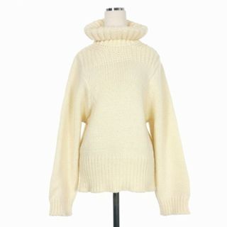 STELLA McCARTNEY ステラ マッカートニー ニット トップス ホワイト 白 42 プルオーバー 長袖 ボトルネック 肩スリット 畔編み ウール おしゃれ シンプル 無地 きれいめ 大人女子 ブランド 上品 ベーシック オフィスカジュアル フェミニン【レディース】