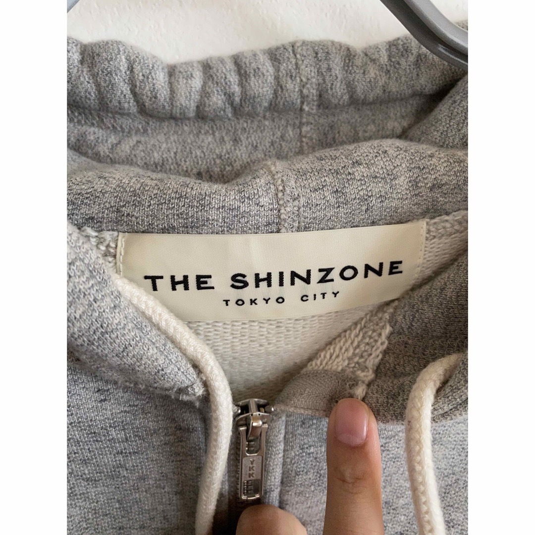 Shinzone(シンゾーン)の美品☆ THE SHINZONE グレーパーカー レディースのトップス(パーカー)の商品写真