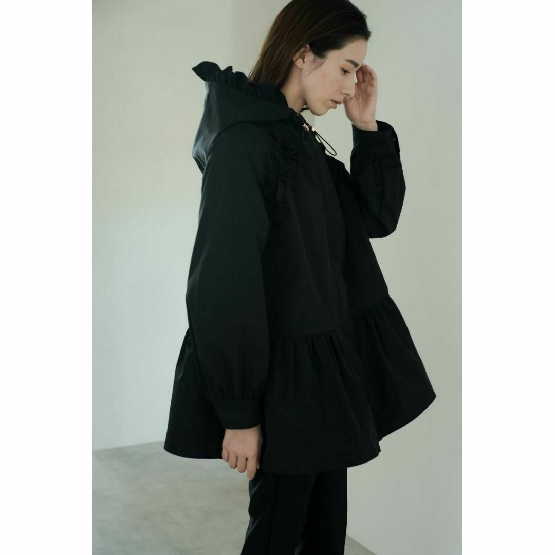 定番アイテム 新 maison de Dolce. マウンテンパーカーblack