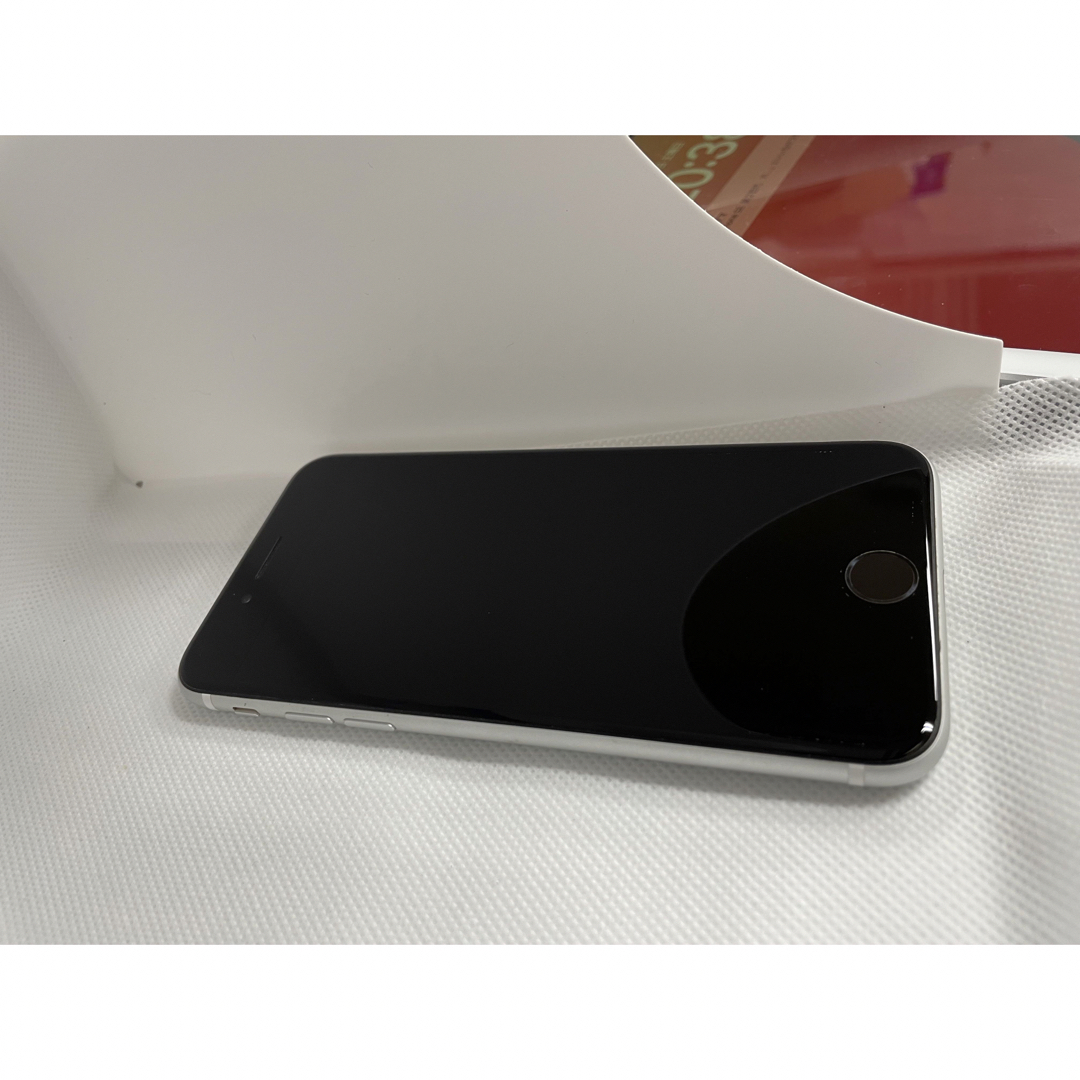 iPhone SE 第2世代 ホワイト 64GB SIMフリー ジャンク品