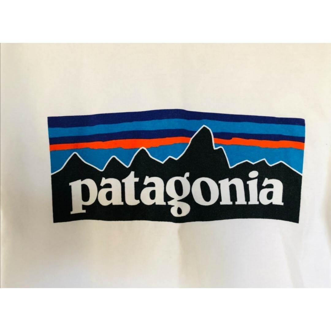 patagonia(パタゴニア)の❤値下げ❤【パタゴニア】patagonia バックロゴ Tシャツ ティーシャツ レディースのトップス(Tシャツ(半袖/袖なし))の商品写真