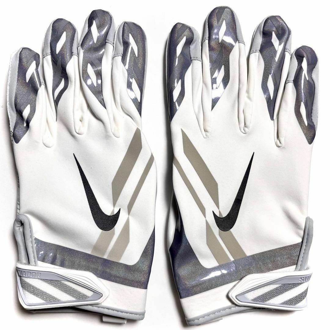 NIKE VAPOR SHIELD アメフト グローブ M,XL【新品】 スポーツ/アウトドアのスポーツ/アウトドア その他(アメリカンフットボール)の商品写真