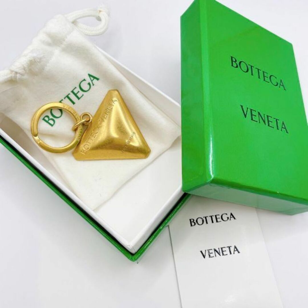 【新品未使用】BOTTEGA VENETA メタルキーホルダー ゴールド
