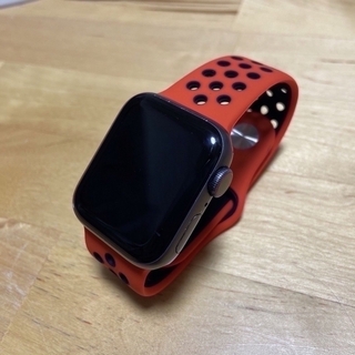 Apple Watch - Apple Watch SERIES4 GPS•LTE 40mm