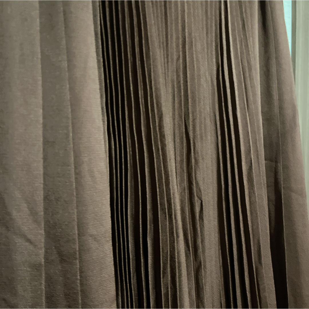 DRESSTERIOR(ドレステリア)のミックスプリーツスカート　秋服　秋冬　日本製　大人　ロングスカート　ウエストゴム レディースのスカート(ロングスカート)の商品写真
