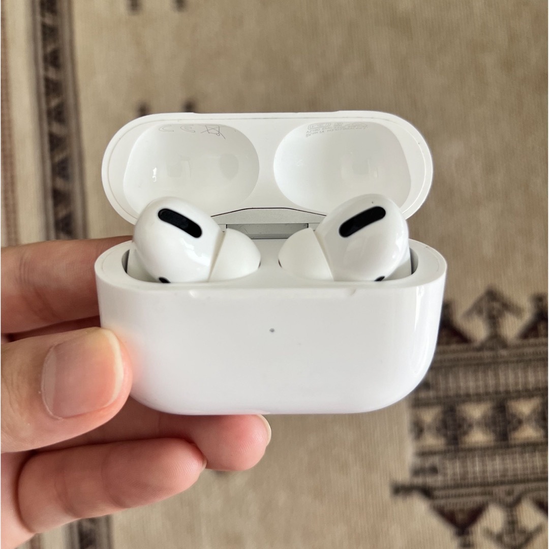 Apple AirPods pro 箱無し　値下げ交渉します！