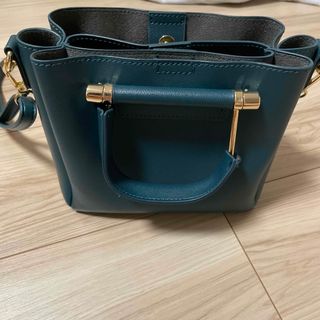 アズールバイマウジー(AZUL by moussy)のAZUL バック　断捨離　最終値下げ　3/15 削除します(ショルダーバッグ)