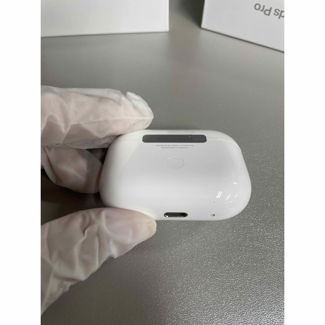 Apple(アップル)のAirPods Pro 第2世代 スマホ/家電/カメラのオーディオ機器(ヘッドフォン/イヤフォン)の商品写真