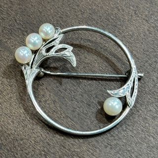 ミキモト(MIKIMOTO)のMIKIMOTOパール5.0〜5.4㎜シルバーブローチ(ブローチ/コサージュ)