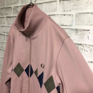 FRED PERRY - Fred Perry⭐️トラックジャケット 刺繍月桂樹 ピンク