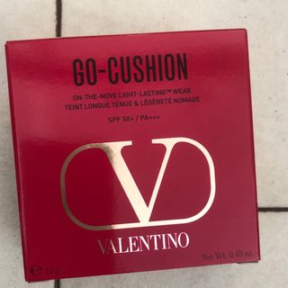 新品んvalentino GOクッション