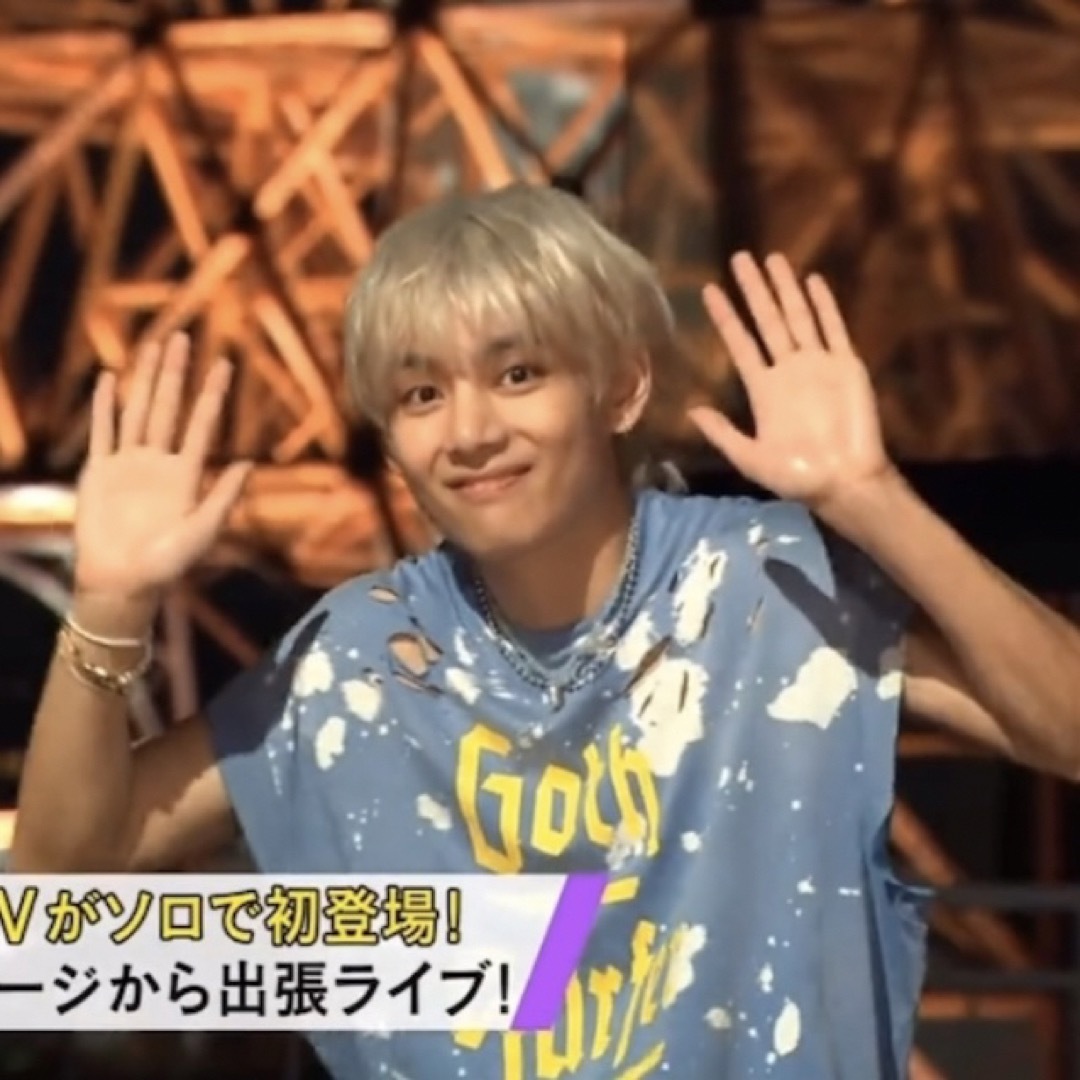 DSQUARED2 - 【新品未使用】BTS V着用 Dsquared 2 Tシャツ Sサイズの