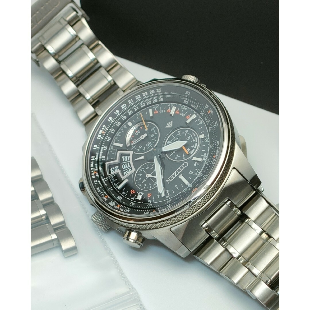 CITIZEN PROMASTER  Eco-Drive  電波時計チタンモデル