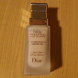 クリスチャンディオール(Christian Dior)のディオール プレステージ ホワイト プロテクター UV BB 00(BBクリーム)