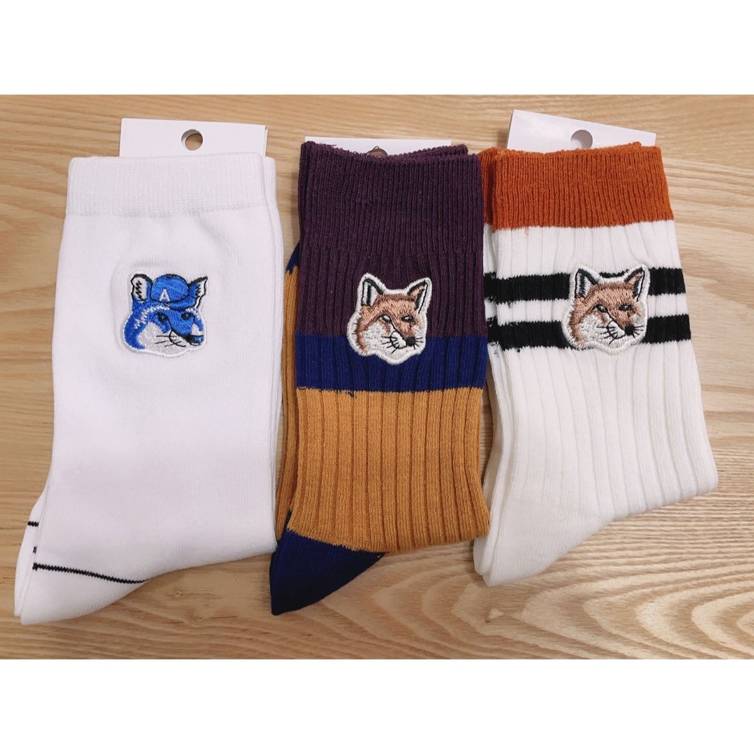 MAISON KITSUNE'(メゾンキツネ)のMAISON KITSUN メゾンキツネ 靴下 ソックス 3足 レディースのレッグウェア(ソックス)の商品写真