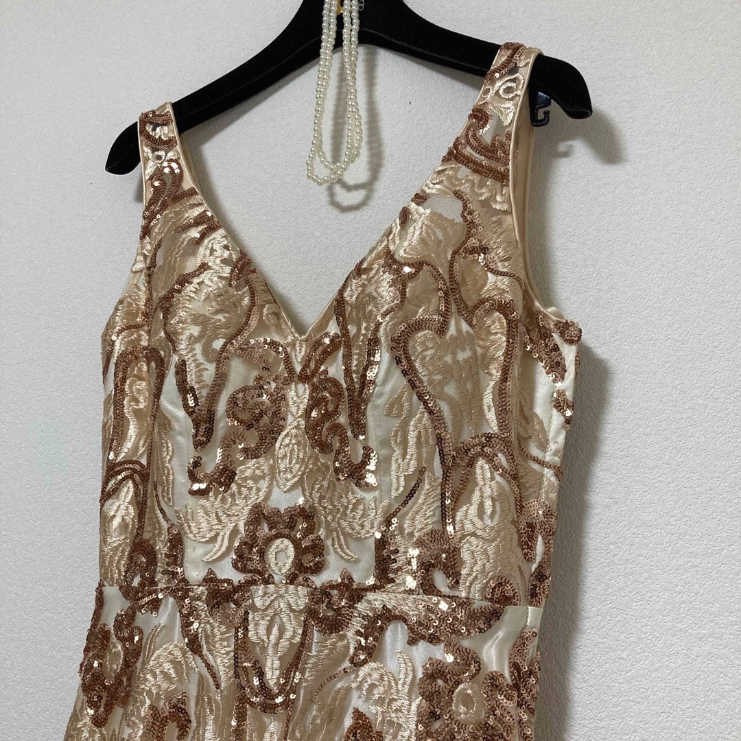 TADASHI SHOJI(タダシショウジ)の美品 ジャンマクレーン ロングドレス スパンコール刺繍 Aライン シャンパン レディースのフォーマル/ドレス(ロングドレス)の商品写真